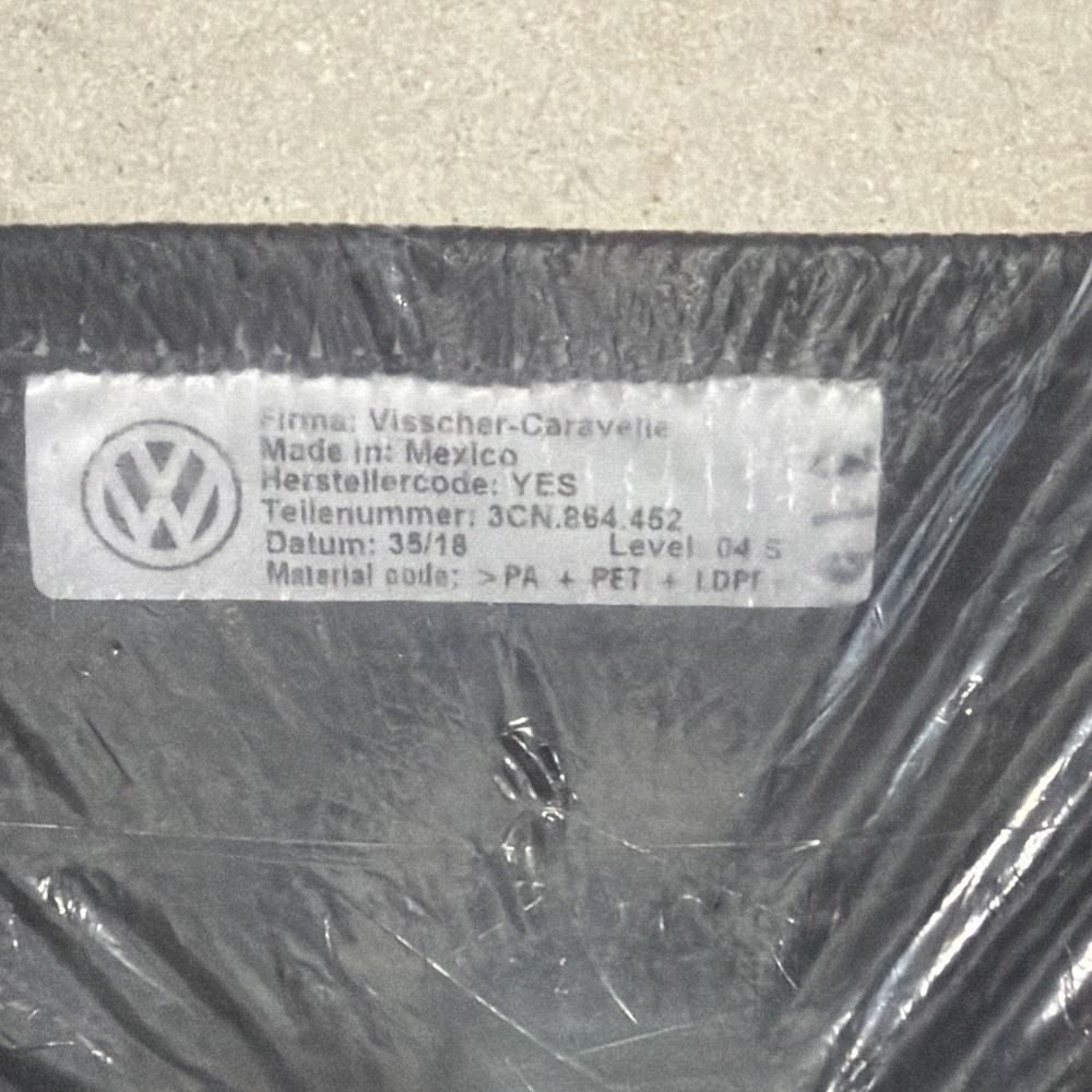 NEW 2018 2019 VW VOLKSWAGEN ATLAS OEM FLOOR CARPET MATS 3CN863011 JGK 4 PIECES - Picture 3 of 3